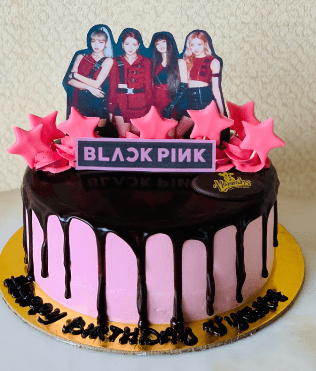 BlackPink/BTS/EXO/TWICE KPOP Cake singapore/kpop cakes singapore - River  Ash Bakery