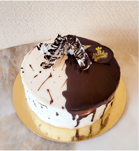 White Vancho Cake | Online delivery | Le Torta | Kochi - bestgift.in